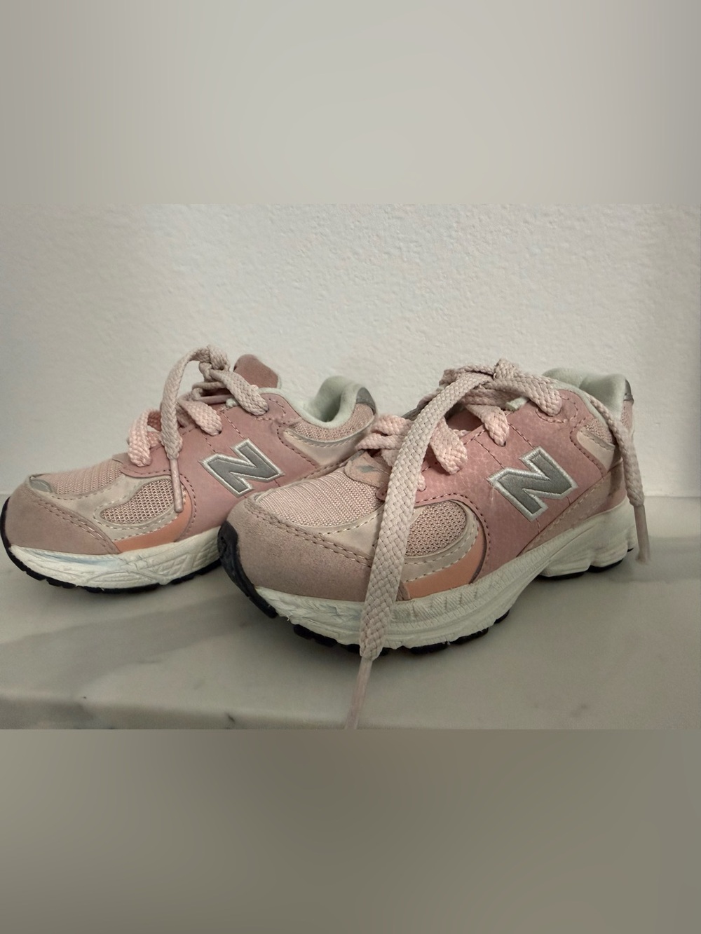 New Balance Kids Pink and Silver Lace-Up Sneakers
